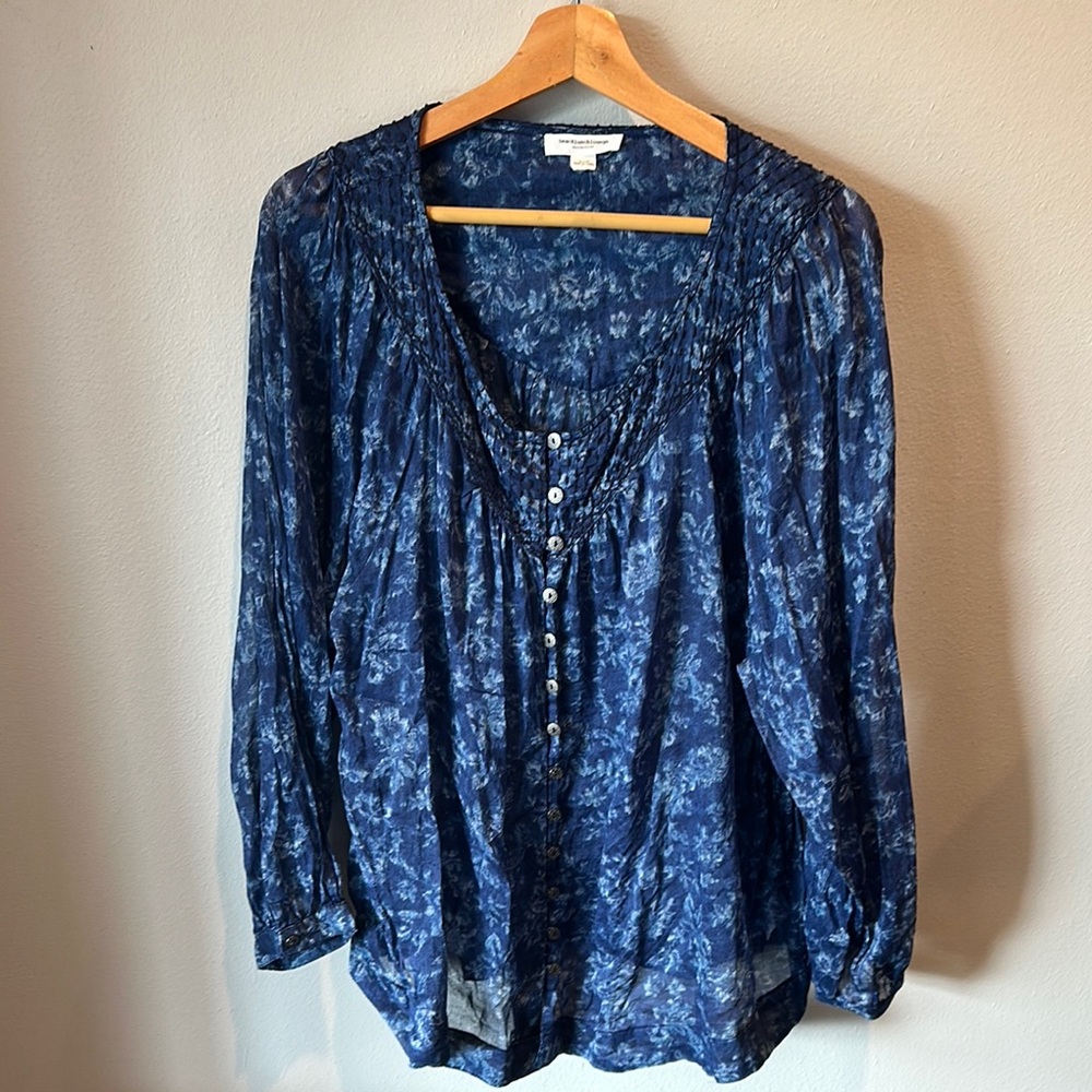 beachlunchlounge Navy Floral Blouse